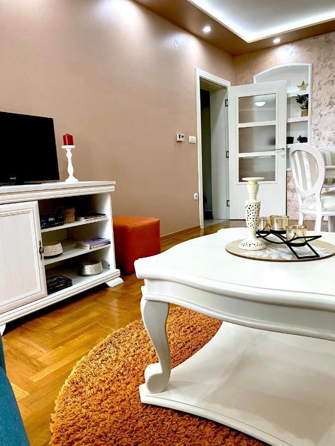 Apartman Diana Sremska Mitrovica Exteriér fotografie
